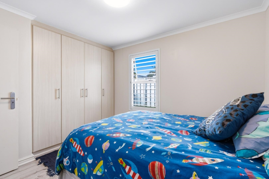 To Let 3 Bedroom Property for Rent in Royal Ascot Western Cape
